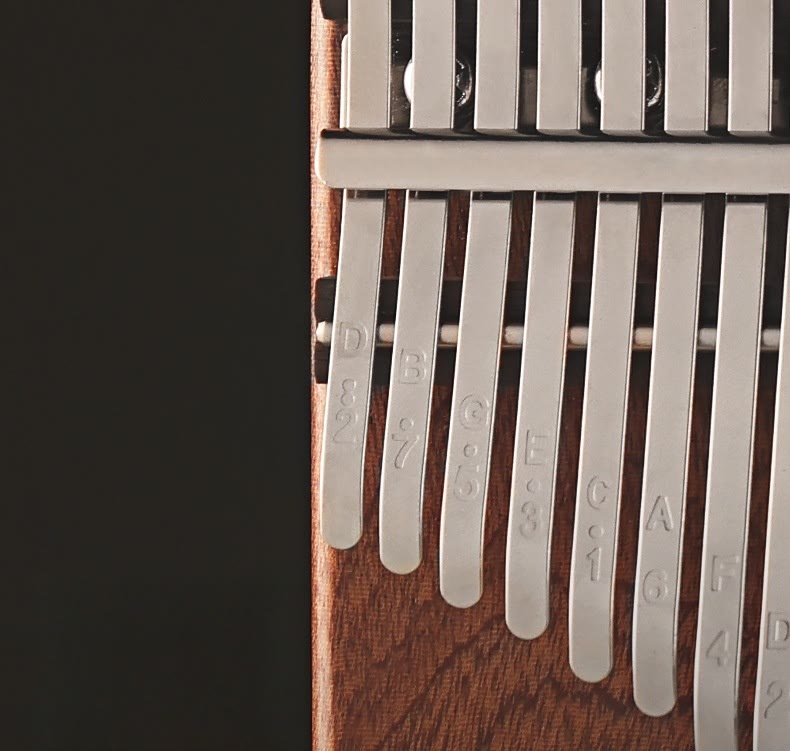 Piano de pulgar Kalimba Buddha Stones de 21 teclas, sándalo amarillo, retro, portátil