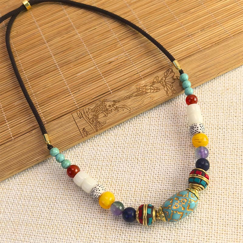 Collar con colgante de equilibrio de cuentas turquesas tibetanas hechas a mano con Buddha Stones