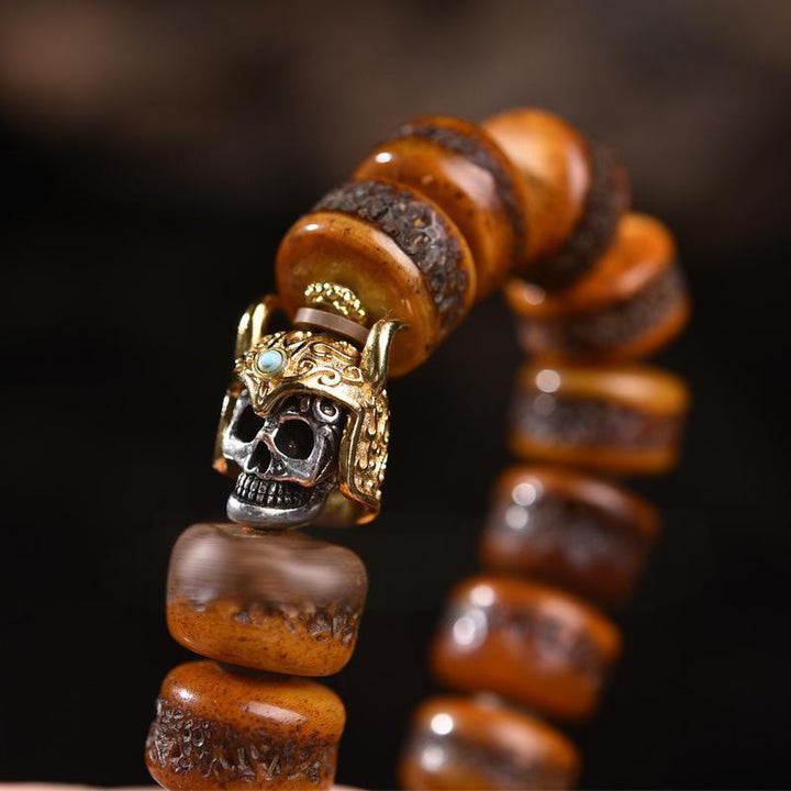 Pulsera de equilibrio con calavera y cuentas de hueso tibetanas vintage de Buddha Stones