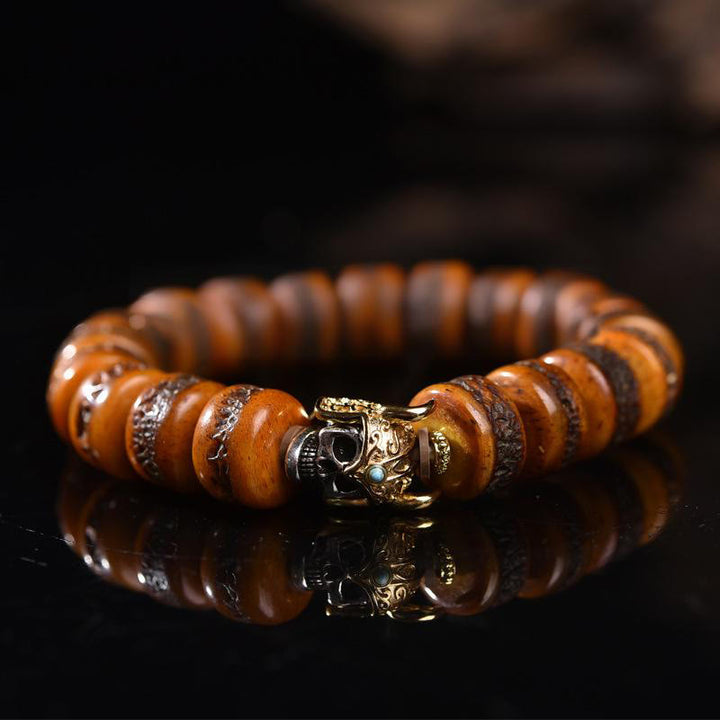 Pulsera de equilibrio con calavera y cuentas de hueso tibetanas vintage de Buddha Stones
