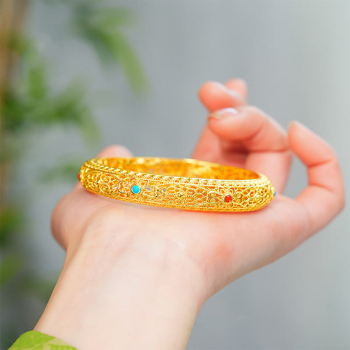 Pulsera de la suerte con Buddha Stones bañadas en cobre y flores doradas, diseño de enredadera, 62 mm (2,44 pulgadas)