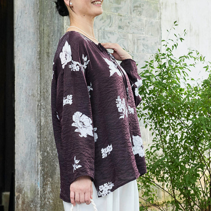 Camisa de manga larga con botones y cordones con flores negras de Buddha Stones para mujer adulta mayor - image 3