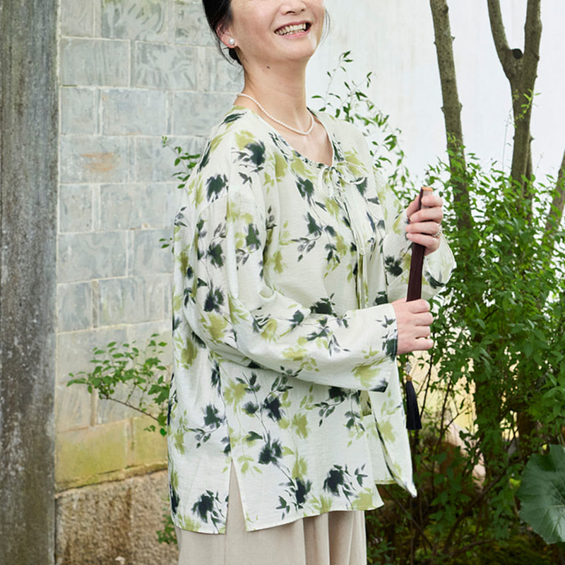 Camisa de manga larga con botones y cordones, con estampado floral verde de Buddha Stones para mujer adulta mayor - image 6