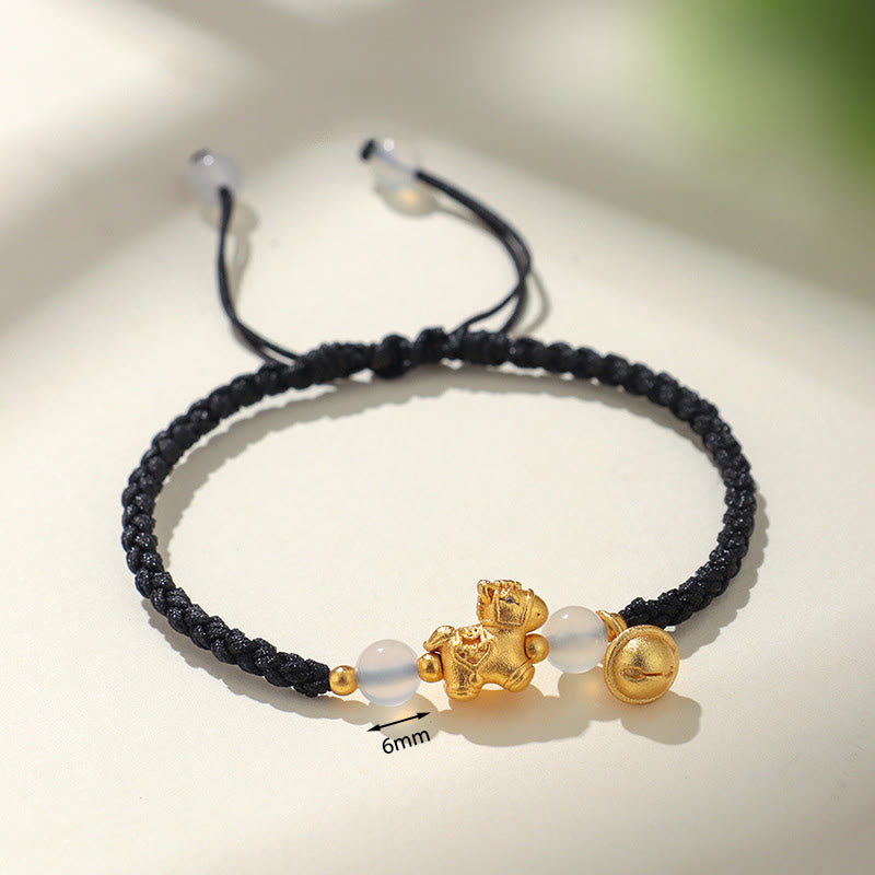 Pulsera trenzada con Buddha Stones, Año del Caballo, hilo rojo y ágata blanca - image 10