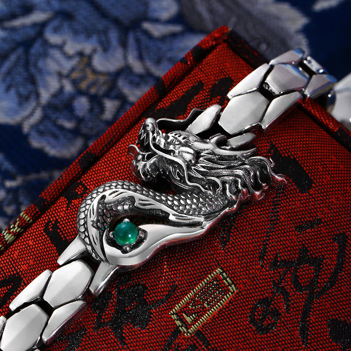 Pulsera de éxito grabada con patrón de dragón vintage de Buddha Stones