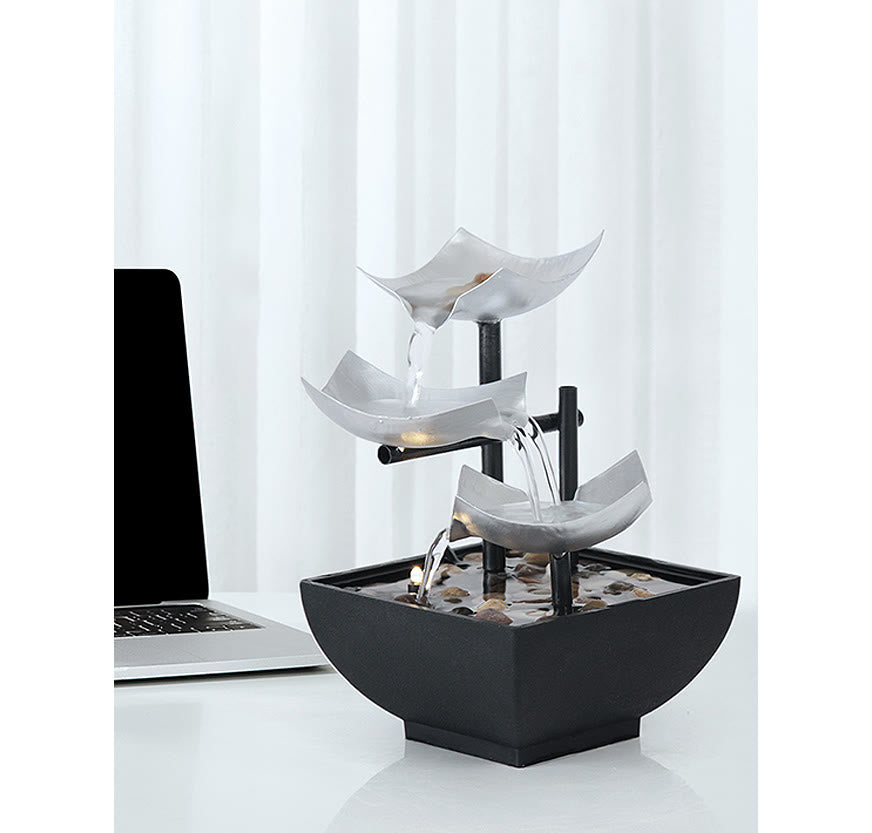 Adornos de loto de mesa de fuente de cascada de tres capas con decoración de escritorio de rocas de río