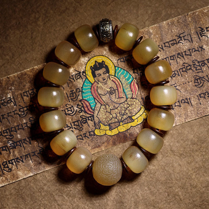 Pulsera auspiciosa hecha a mano con Buddha Stones , cuerno de oveja tibetano, Om Mani Padme Hum