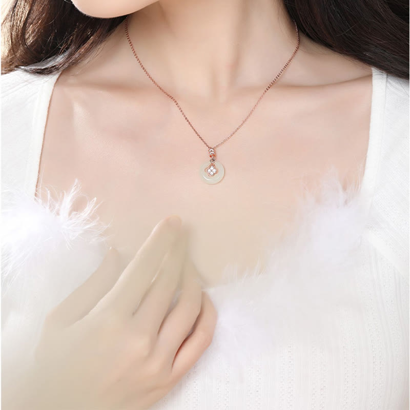 Buddha Stones, Plata de Ley 925, Jade Natural Hetian, trébol de la suerte, colgante de collar de circón con caja de regalo