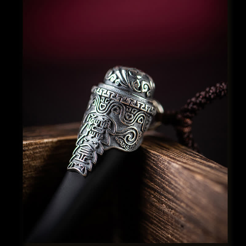 Colgante de plata de ley 925 con diseño de diente de lobo de obsidiana negra