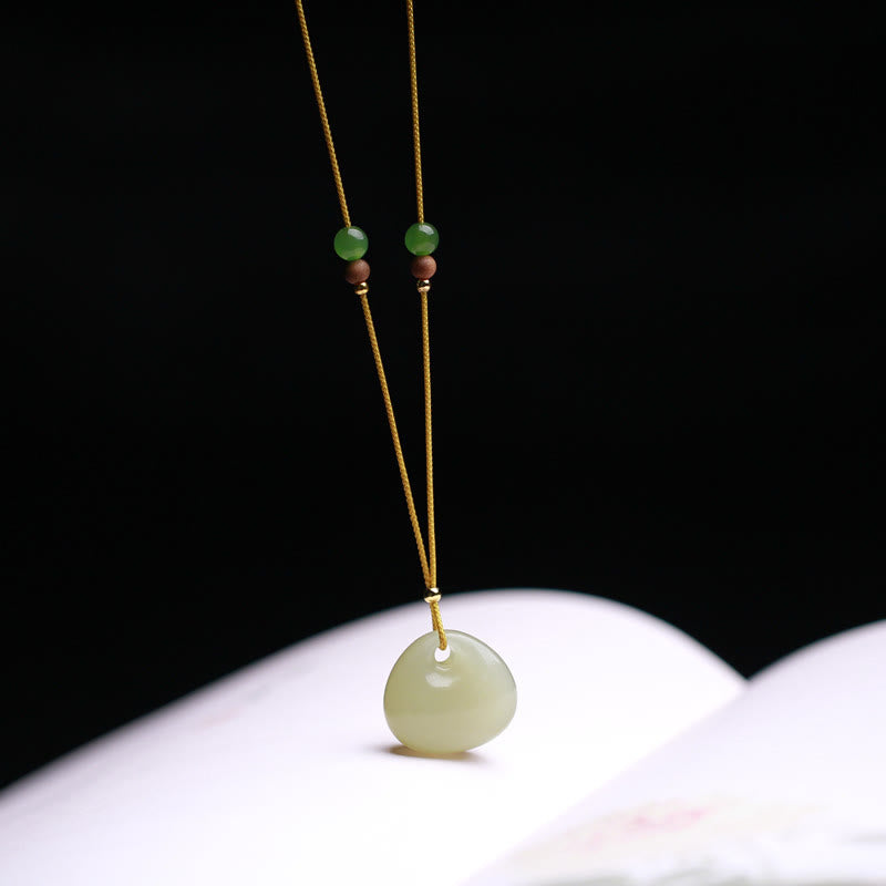 Colgante de collar de cadena de prosperidad con patrón de bolsa pequeña de jade hetiano natural
