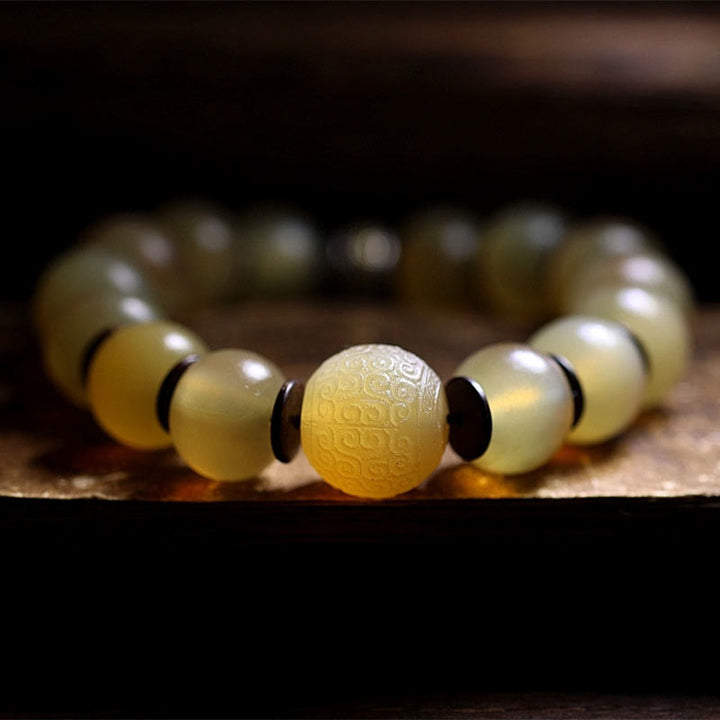 Pulsera auspiciosa hecha a mano con Buddha Stones , cuerno de oveja tibetano, Om Mani Padme Hum