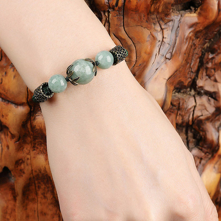 Pulsera de prosperidad con cuentas de jade de la suerte y cuerda verde hecha a mano con Buddha Stones