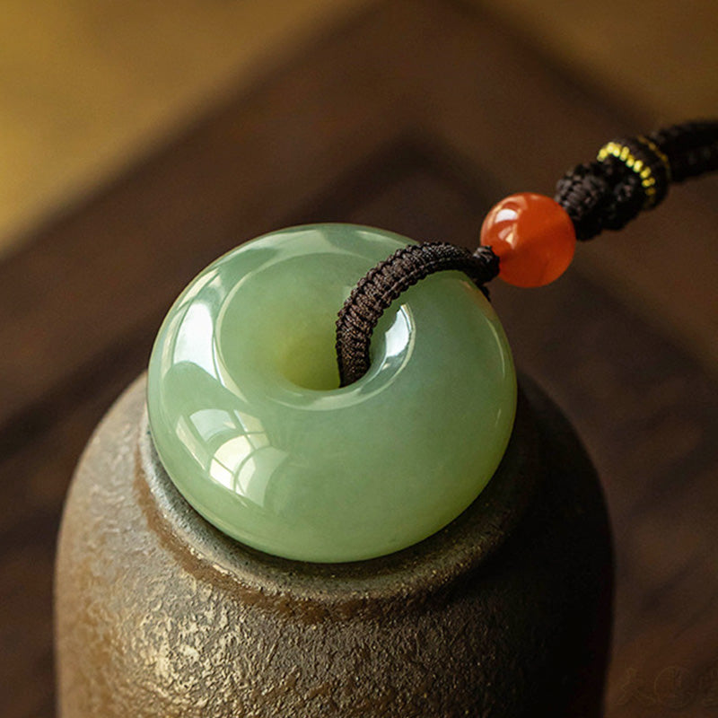 Colgante redondo natural del collar de la suerte de la hebilla de la paz del jade gris del jade