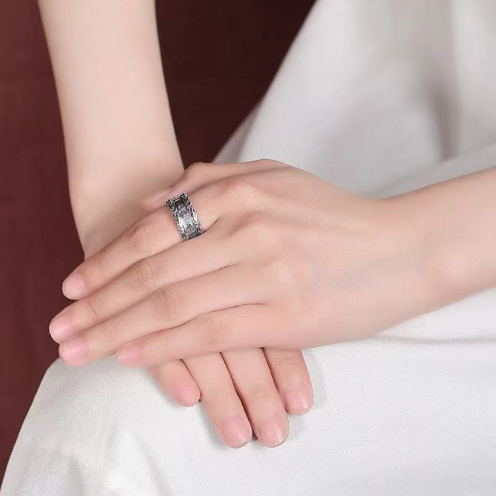 Anillo ajustable de paz con diseño de Om Mani Padme Hum tibetano de Buddha Stones