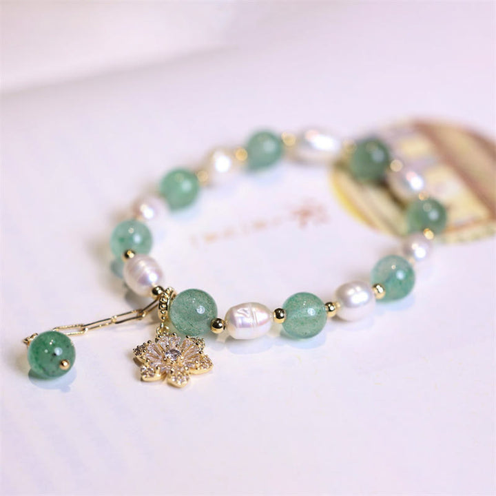 Pulsera de amor con dije de flor de perla de cuarzo fresa verde Natural con Buddha Stones