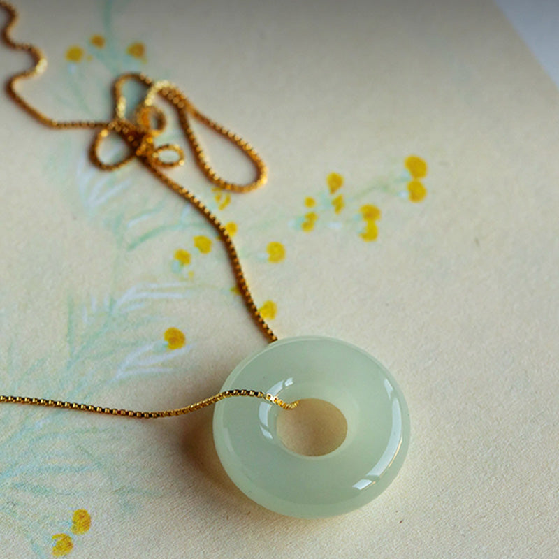 Buddha Stones Natural redondo Jade paz hebilla suerte abundancia collar colgante