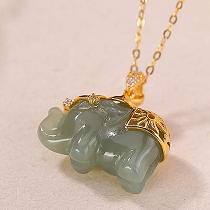 Buddha Stones Plata de Ley 925 Jade Elefante Bendición Fortuna Collar Colgante de Cadena