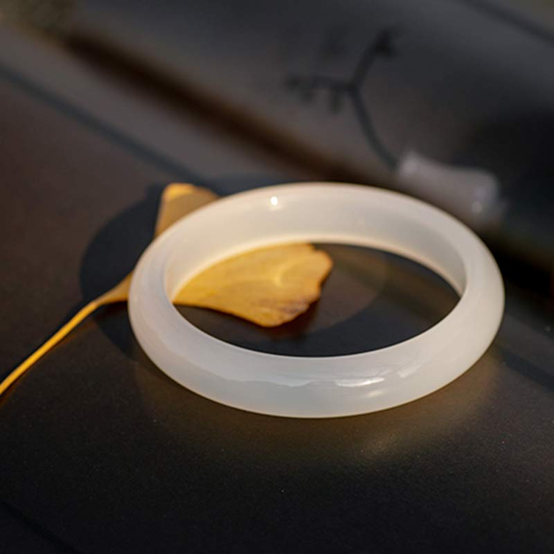 Brazalete de pulsera positiva de armonía de calcedonia natural con Buddha Stones