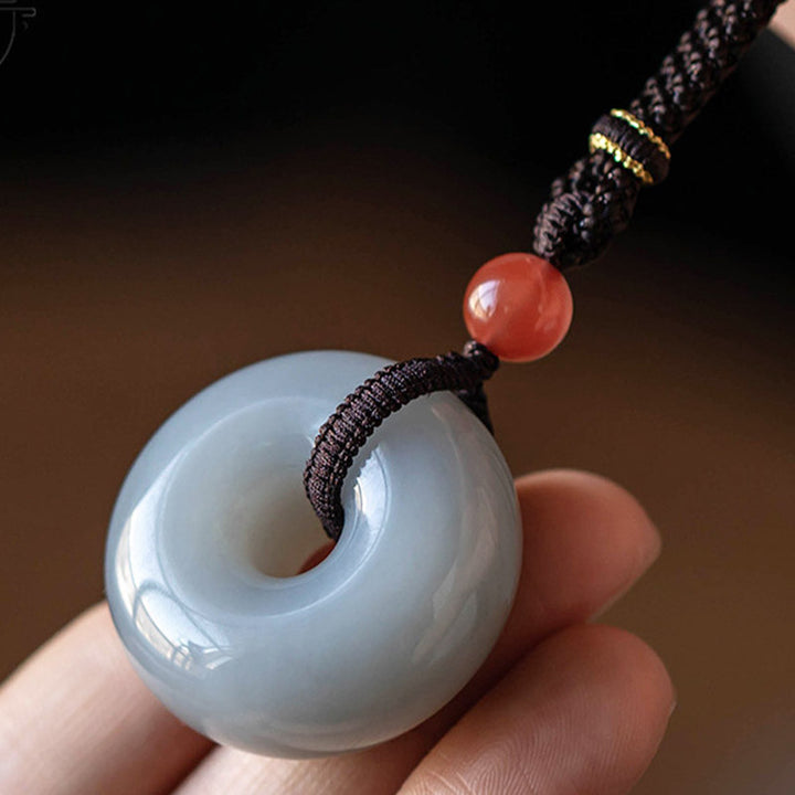 Colgante redondo natural del collar de la suerte de la hebilla de la paz del jade gris del jade