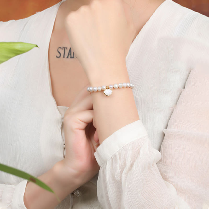 Pulsera de cuentas con dije de concha de cristal y perlas naturales chapadas en oro de 14 quilates con Buddha Stones