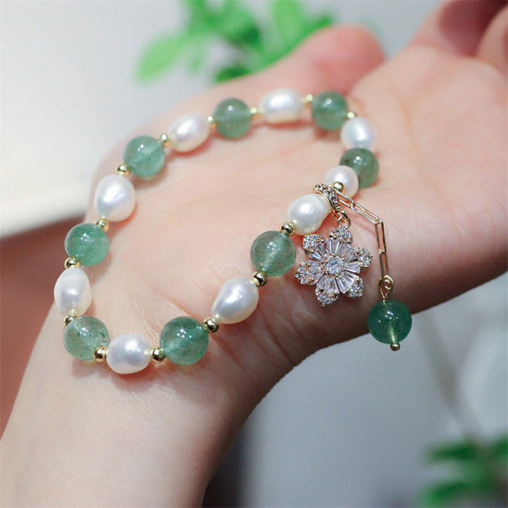 Pulsera de amor con dije de flor de perla de cuarzo fresa verde Natural con Buddha Stones