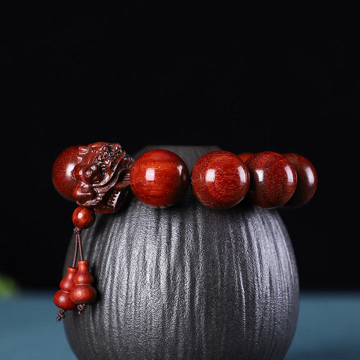 Pulsera de protección con Buddha Stones, palisandro, sándalo verde, hoja pequeña de sándalo rojo y dragón tallado