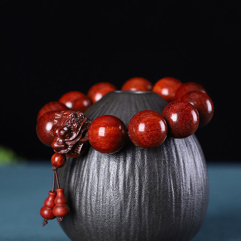 Pulsera de protección con Buddha Stones, palisandro, sándalo verde, hoja pequeña de sándalo rojo y dragón tallado