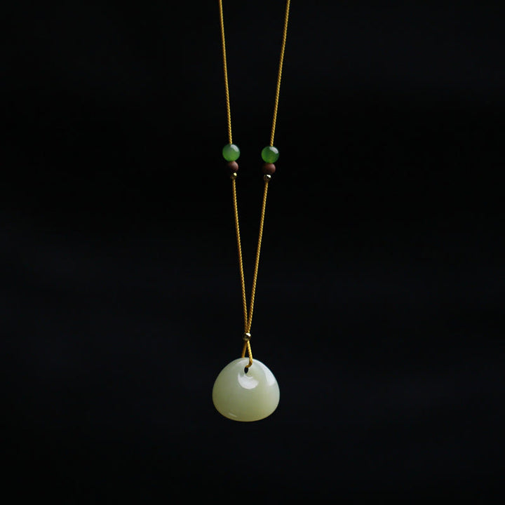 Colgante de collar de cadena de prosperidad con patrón de bolsa pequeña de jade hetiano natural