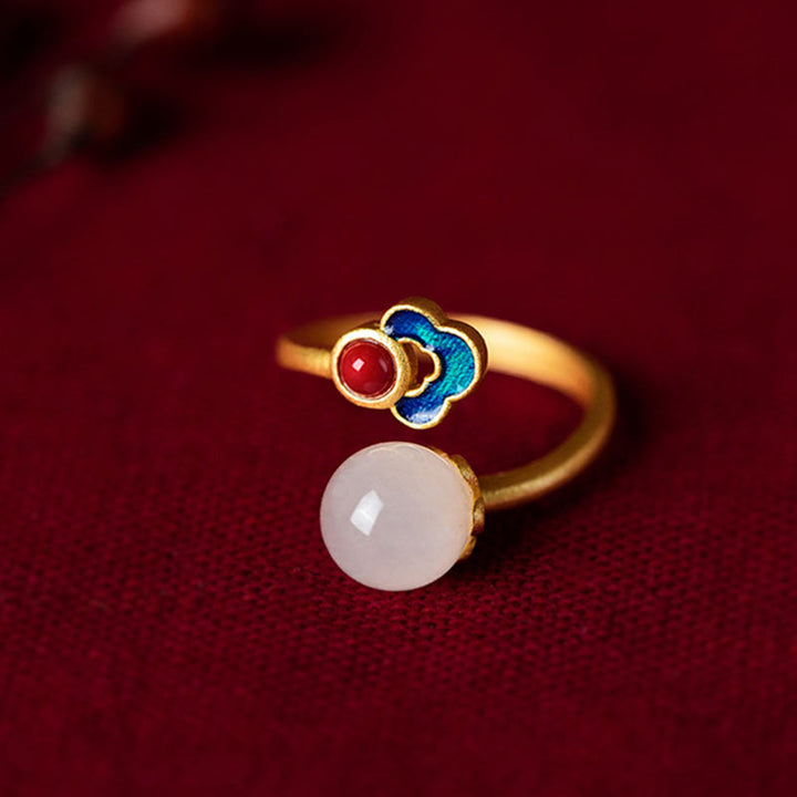 Anillo de suerte con bendición de nube auspiciosa de jade blanco