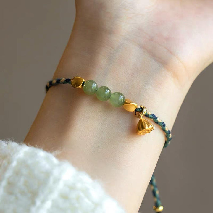 Pulsera trenzada de la suerte con dije de loto de jade hetiano hecho a mano con Buddha Stones