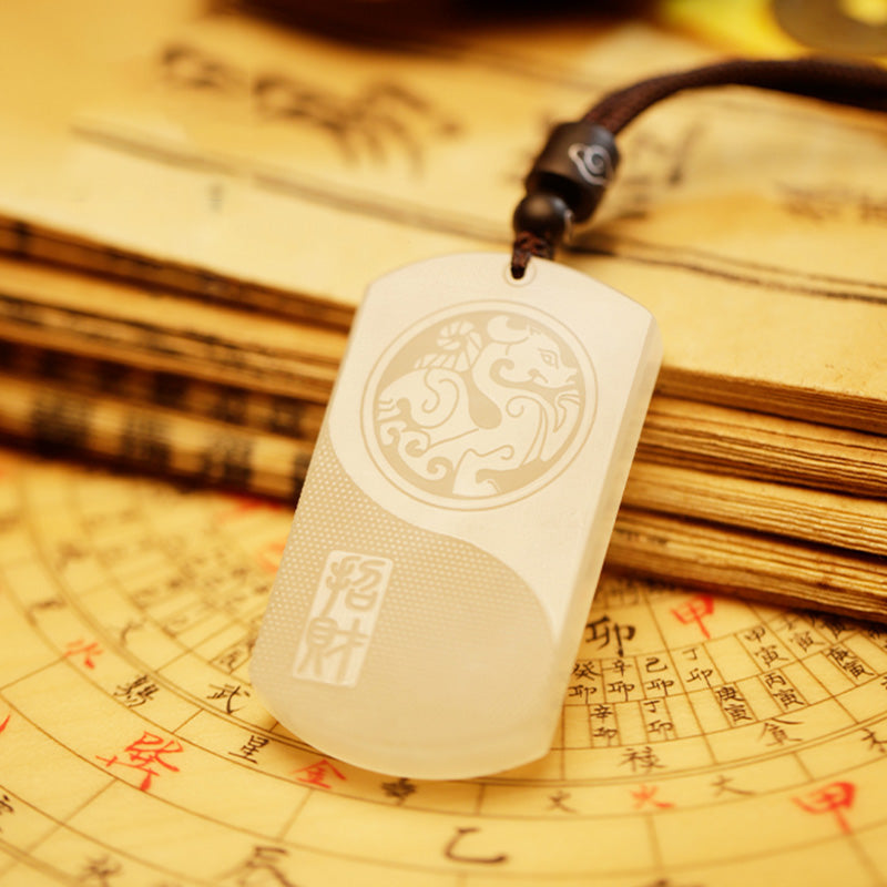 Colgante de collar de protección de la suerte de Jade blanco PiXiu Yin Yang - image 3