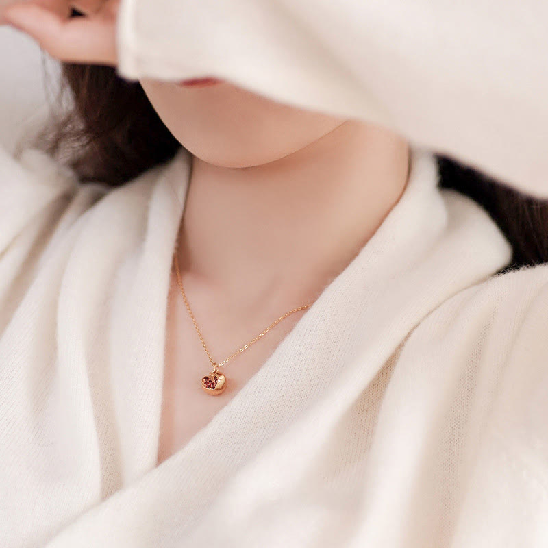 Colgante de plata de ley 925 chapado en oro de 18 quilates con cristal de granada y granate