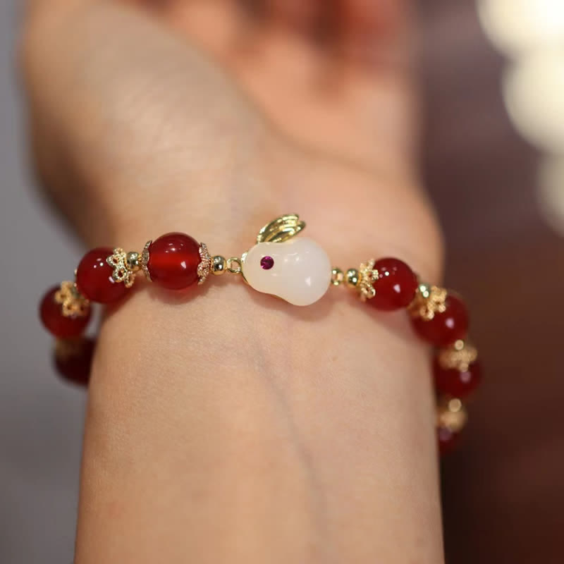 Pulsera de confianza de jade blanco y ágata roja natural del año del conejo