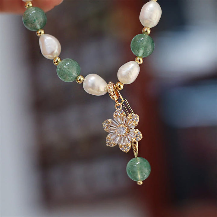 Pulsera de amor con dije de flor de perla de cuarzo fresa verde Natural con Buddha Stones