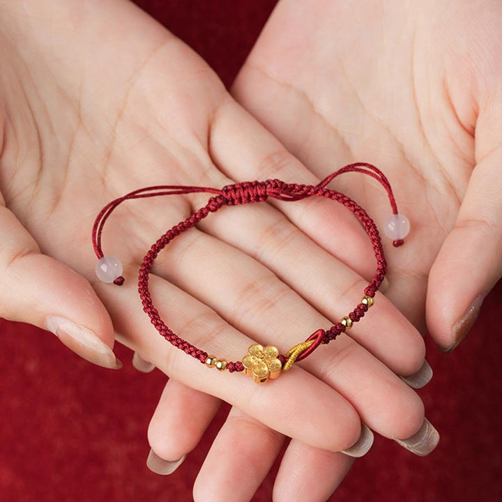 Pulsera de la suerte de calcedonia Sakura con flores de cerezo de plata de ley 925 hecha a mano con Buddha Stones