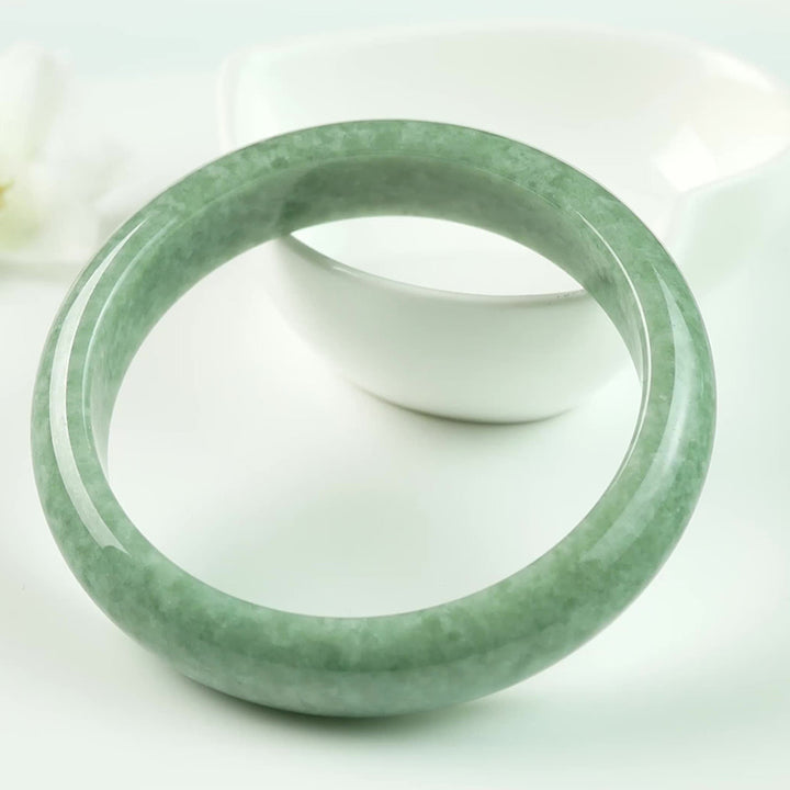 Pulsera de jade natural con Buddha Stones para la suerte y la riqueza