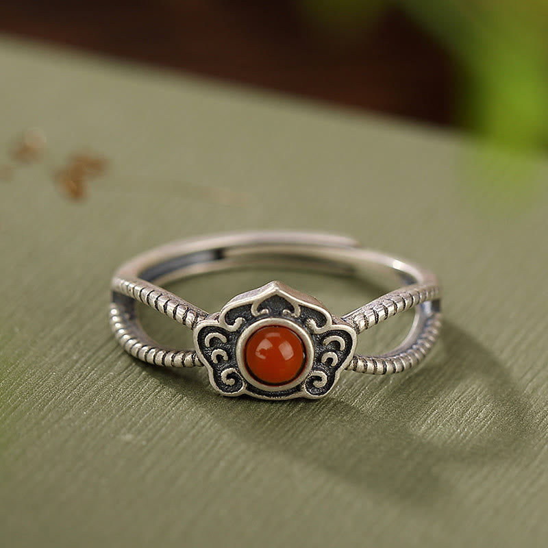 Anillo de pensamiento lógico con cuentas de ágata roja de plata de ley 925 con Buddha Stones