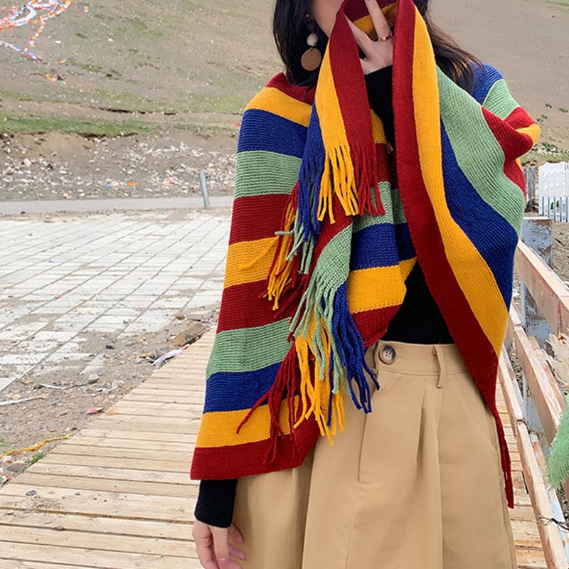 Bufanda de viaje acogedora para invierno con diseño de rayas tibetanas de Buddha Stones, chal con borlas