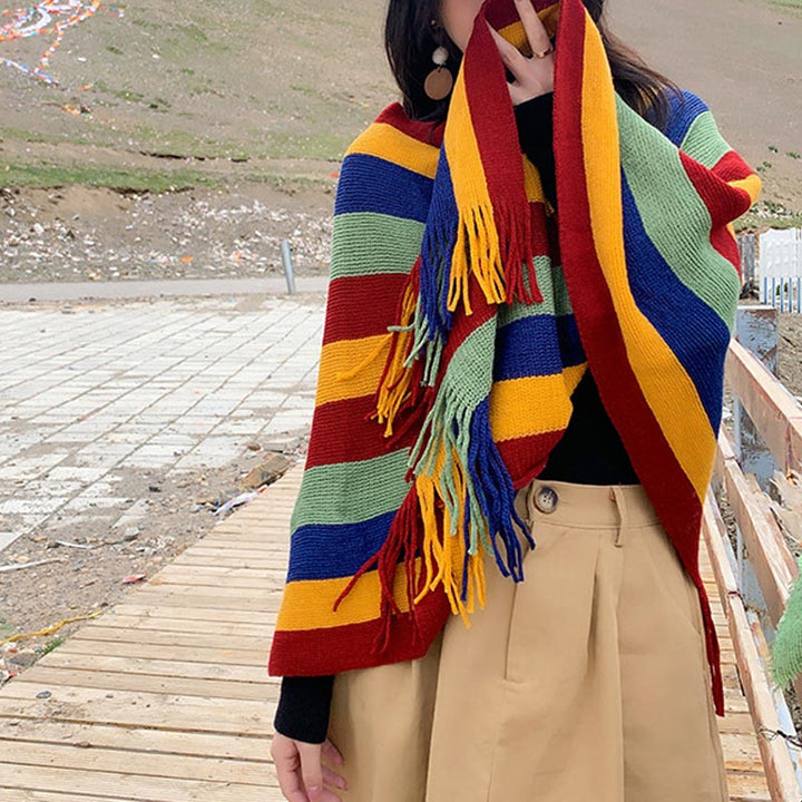 Bufanda de viaje acogedora para invierno con diseño de rayas tibetanas de Buddha Stones, chal con borlas