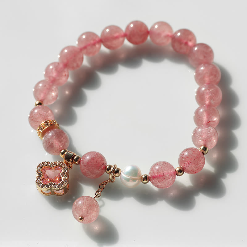 Pulsera curativa con dije de trébol de cuatro hojas y perlas de cuarzo fresa con Buddha Stones