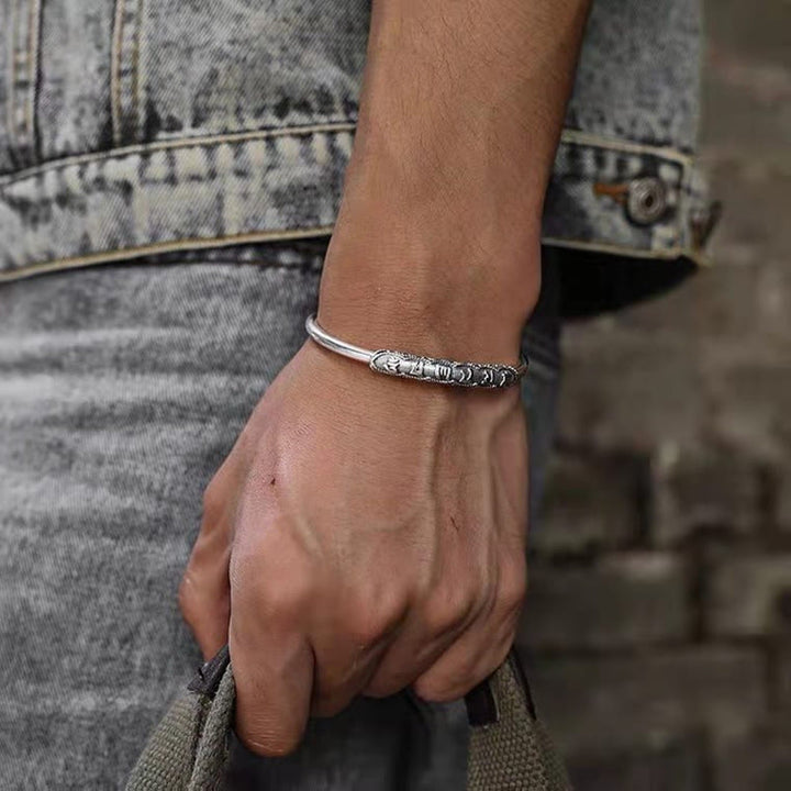 Brazalete con Buddha Stones Om Mani Padme Hum grabado en paz