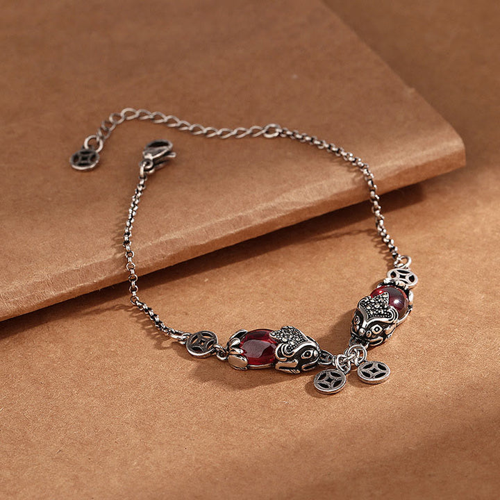 Pulsera de cadena de protección de moneda de cobre PiXiu doble granate con Buddha Stones