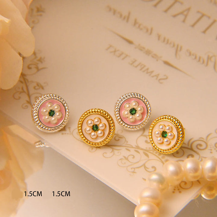 Pendientes de la suerte con flores esmaltadas y Buddha Stones