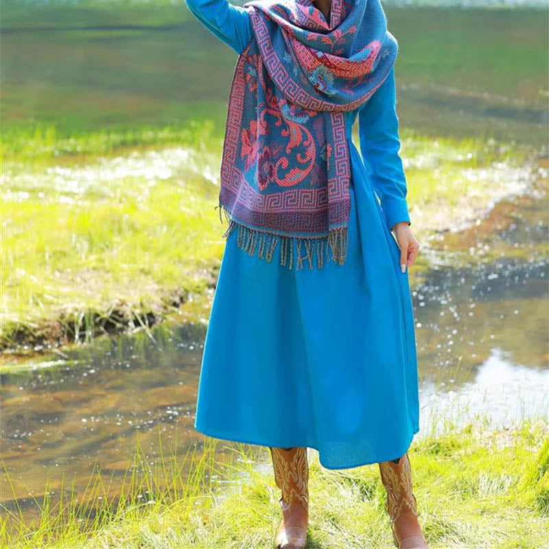 Bufanda de viaje acogedora con diseño de hojas de flores tibetanas de Buddha Stones