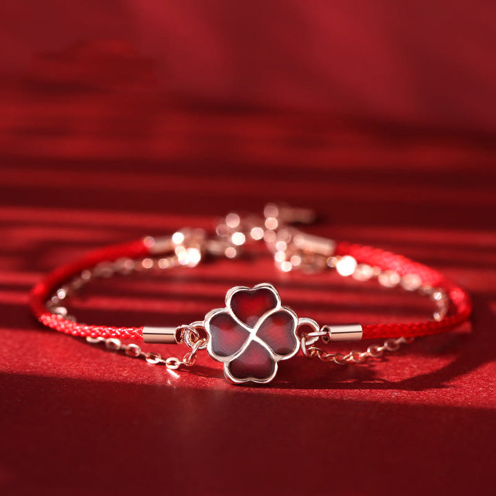 Pulsera de hilo rojo con protección de la suerte de trébol de cuatro hojas que cambia de color de plata de ley 925 con Buddha Stones