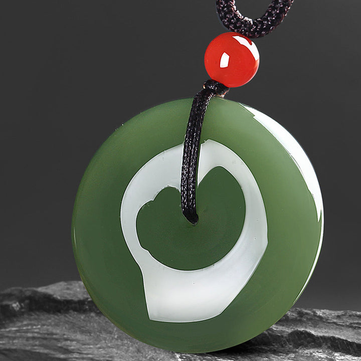 Colgante de cadena de collar de prosperidad con hebilla de paz de jade redondo natural