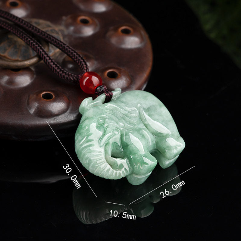 Colgante de cadena con collar de fuerza de la suerte de jade de elefante