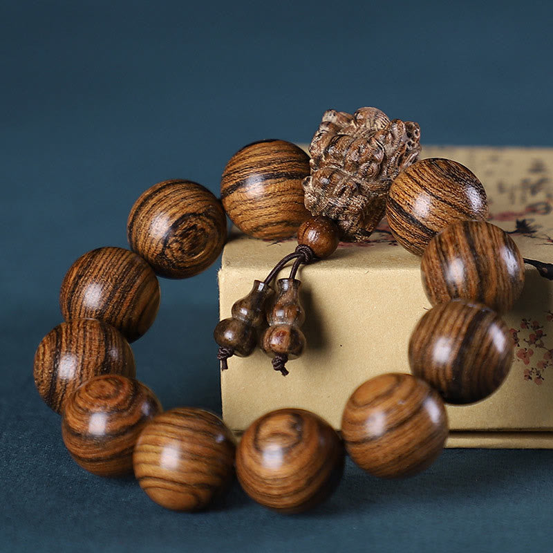 Pulsera de protección con Buddha Stones, palisandro, sándalo verde, hoja pequeña de sándalo rojo y dragón tallado