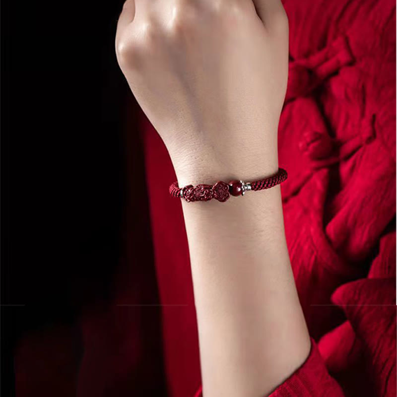 Pulsera trenzada de cinabrio PiXiu hecha a mano con Buddha Stones