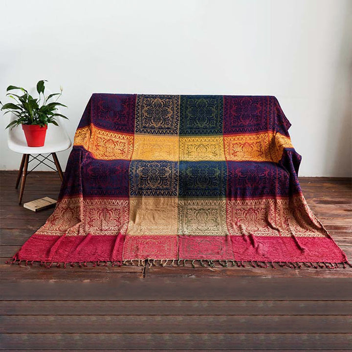 Manta artesanal teñida a mano con estampado floral tibetano de Buddha Stones